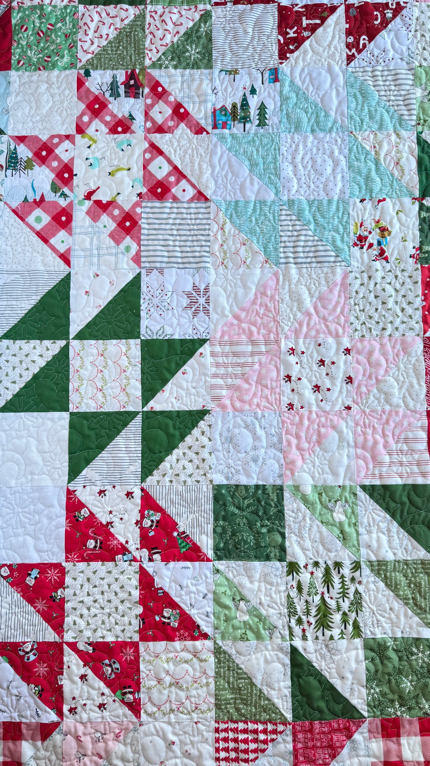 Santa's Puzzle Quilt Pattern - PDF Automatic Download